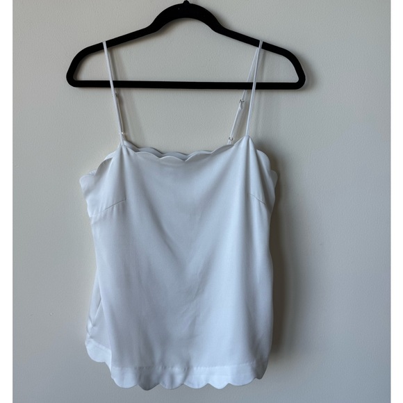 Banana Republic White Scalloped Camisole - Picture 1 of 6